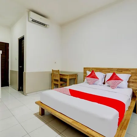 Oyo Flagship 90754 Alamanda Guesthouse